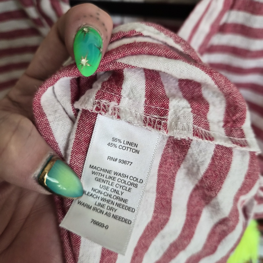 Liz Claiborne Red and White Striped Button Down Shirt - Picture 5 of 6